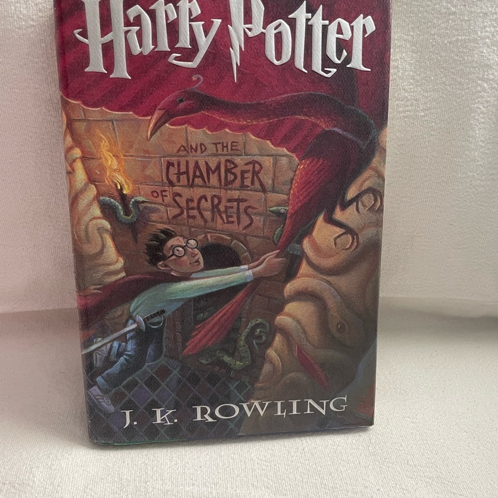 Scholastic Harry Potter Book Collection - Used 2 - 5 ( book 5 has no cover ) - Picture 6 of 15